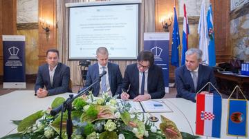 Potpisani ugovori za razvojne projekte u riječkoj luci