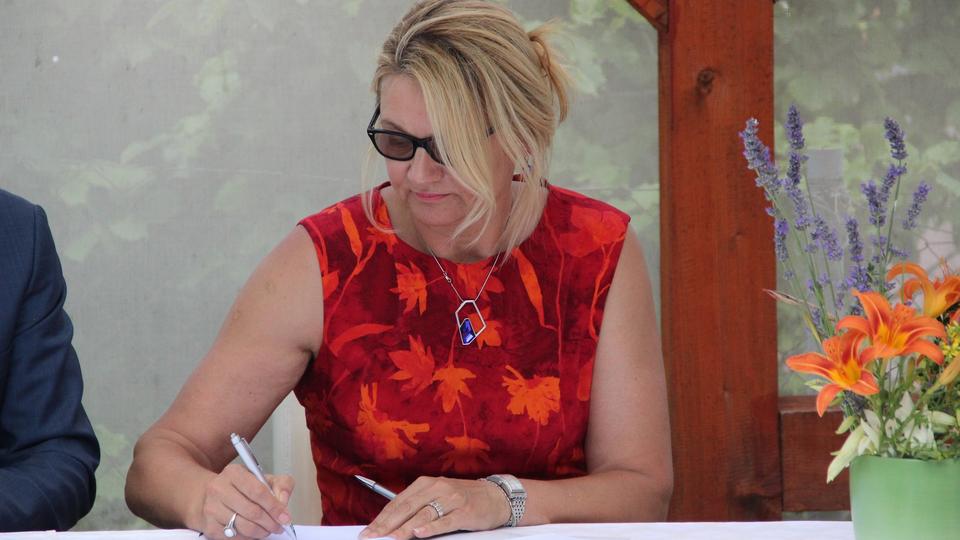 Ugovor je potpisala i Dragica Gregoraš