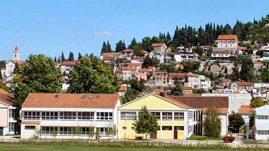 Srednja škola Metković