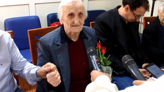 Najstarija korisnica Doma za starije "Cvjetni dom" Mila Kovač proslavila 100. rođendan