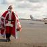Djed Božićnjak u Osijek stigao zrakoplovom '17