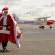 Djed Božićnjak u Osijek stigao zrakoplovom