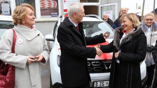 Župan Stjepan Kožić uručio je ključeve novih automobila vrijednih ukupno 300.000 kuna