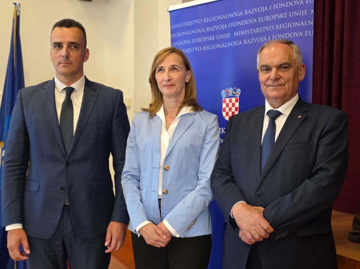 Za vodoopskrbu, prometnice, javnu rasvjetu, sportsku infrastrukturu 748.000 €
