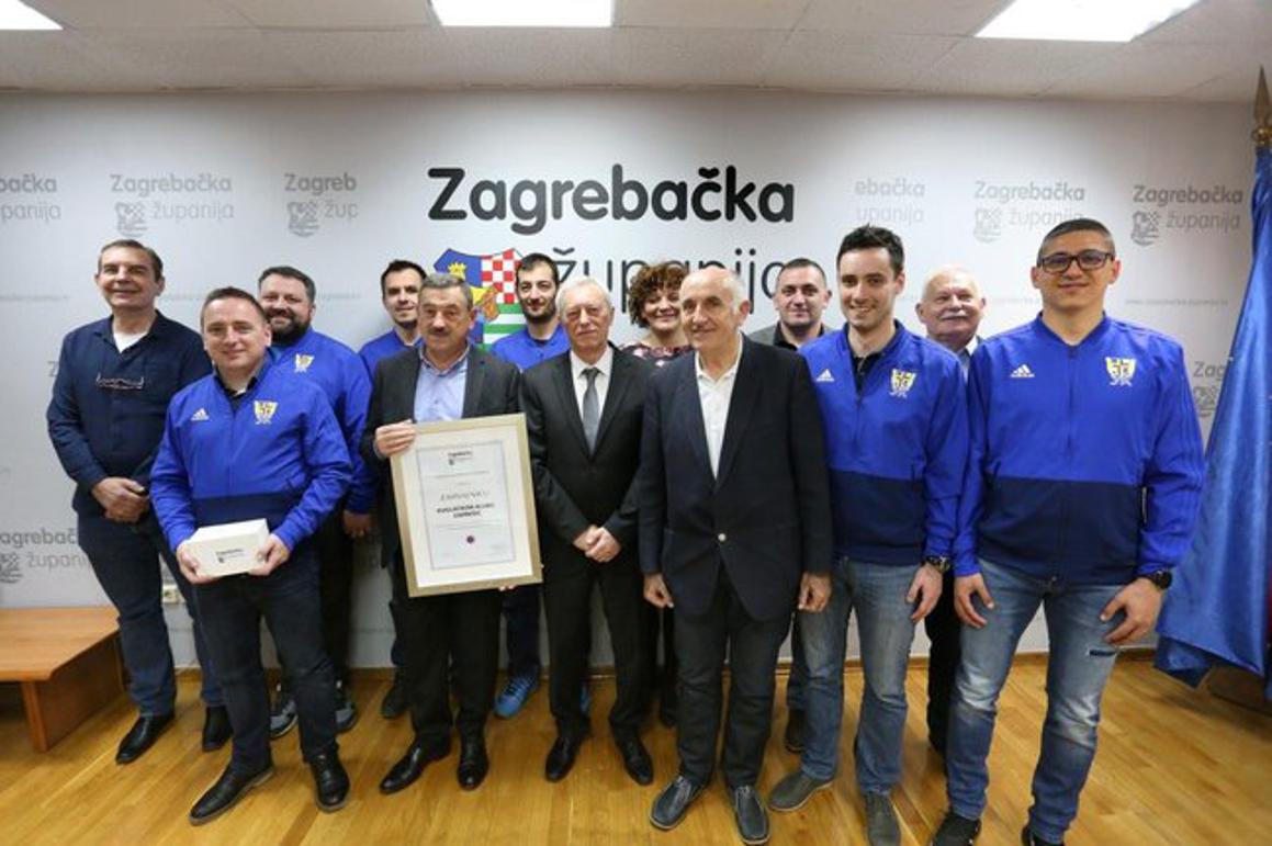 Župan pohvalio pobjedničke kuglače iz Zaprešića: ‘Ponos ste svoga grada, županije i cijele zemlje’
