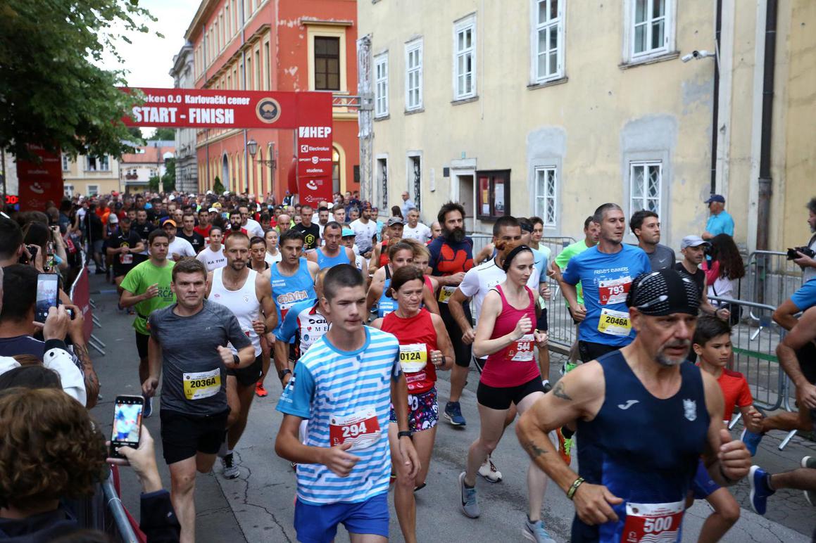 S novom atletskom stazom Karlovac ima odlične uvjete za održavanje natjecanja