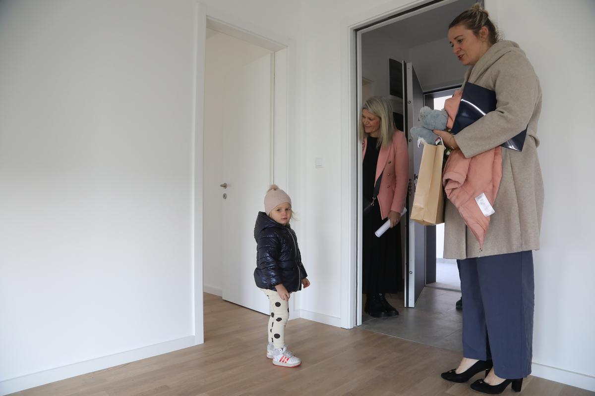 OMOGUĆEN je mladim obiteljima, osobama s nižim primanjima, ali i svim onima koji žele započeti novu životnu fazu, pristup povoljnim stanovima