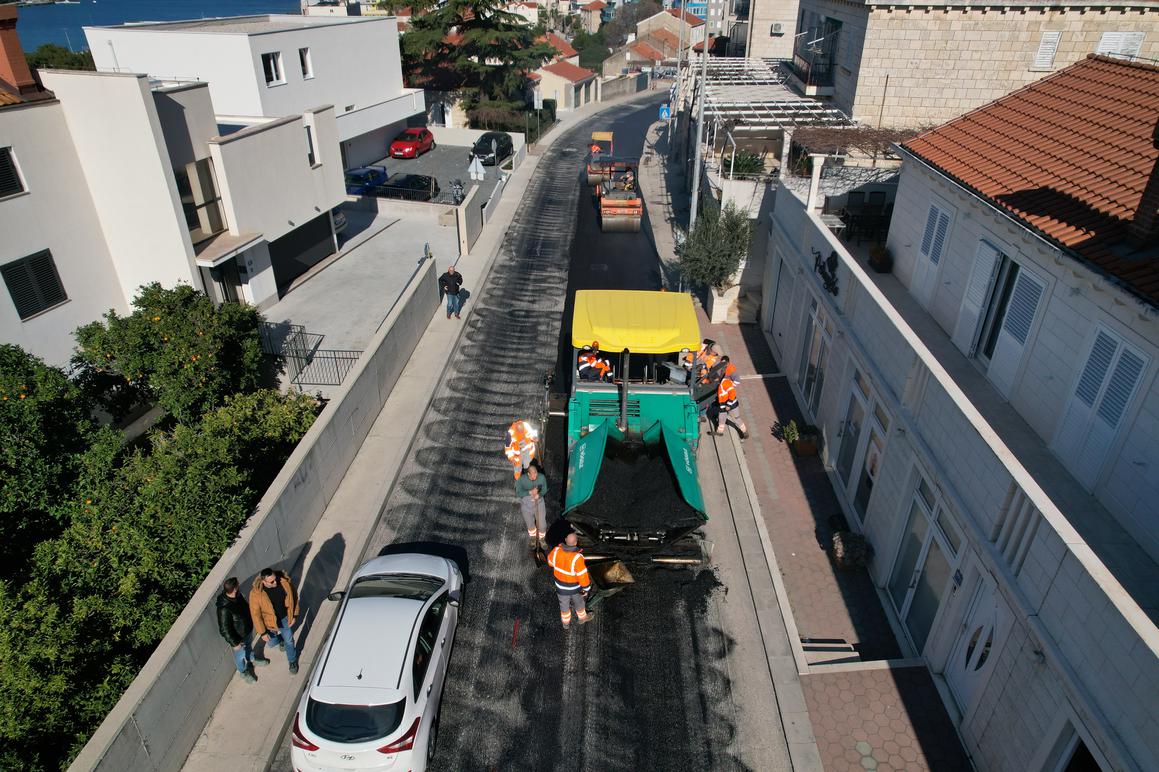 Dio radova u Ulici Iva Vojnovića odvijat će se noću