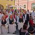 Pjesmom i plesom obilježili Međunarodni dan starijih osoba, dijelili i domaće kolače