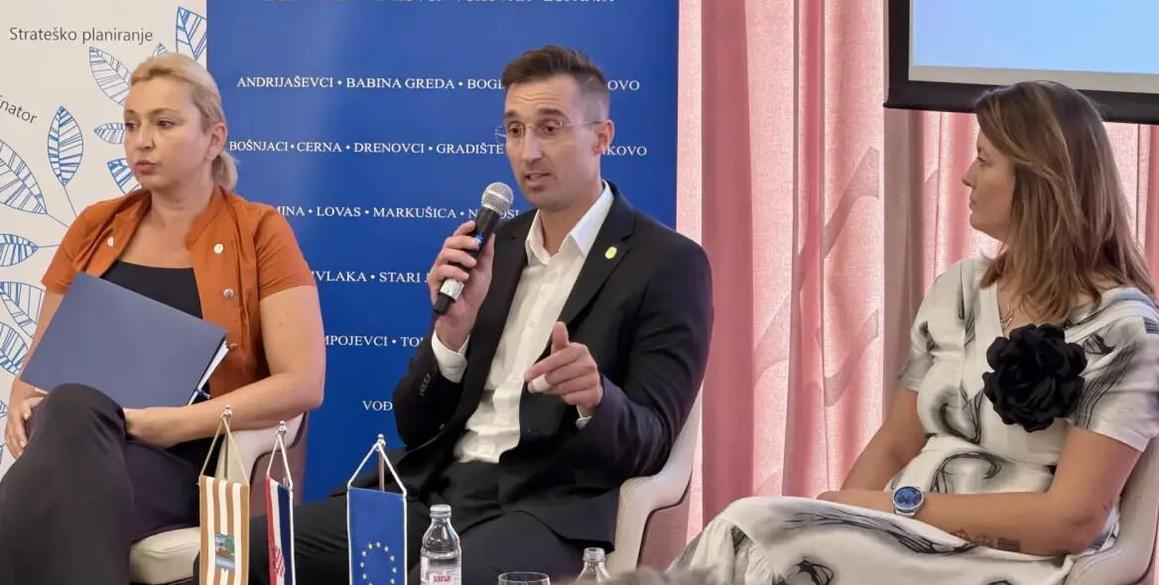 Romić: Gradovima treba omogućiti da brže dođu do sredstava za pripremljene projekte