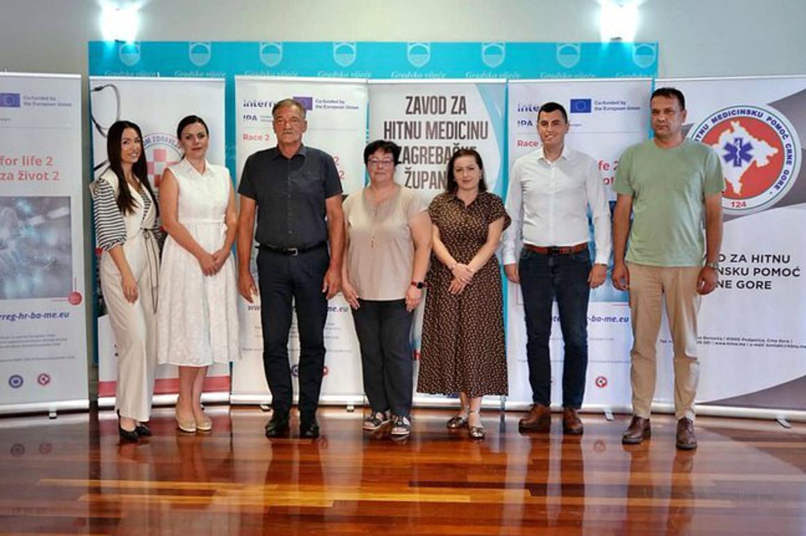 Zavodu za hitnu medicinu opremai vozila, djelatnicima edukacije