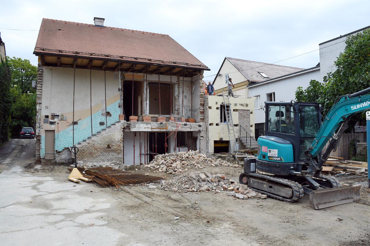 Novi, potpuno opremljeni i moderni Gradski muzej Sisak bit će na ponos grada – rekao je gradonačelnik Siska Domagoj Orlić te dodao da će Grad Sisak sufinancirati projekt sa 700 tisuća eura