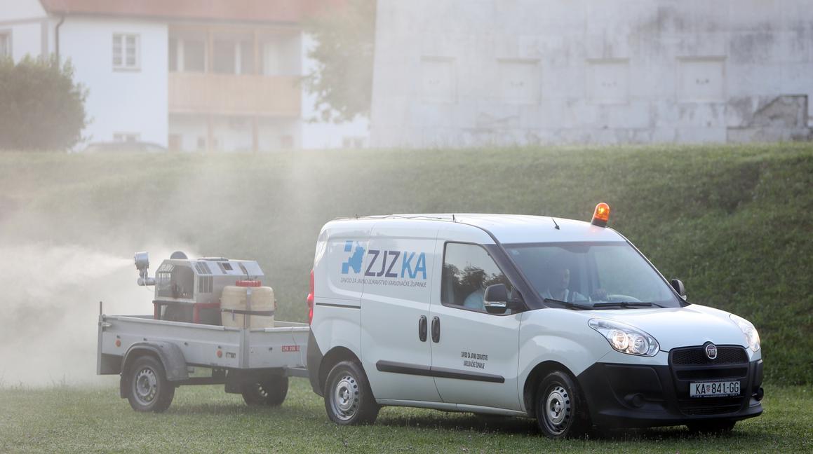 Započelo zaprašivanje komaraca u Karlovačkoj županiji