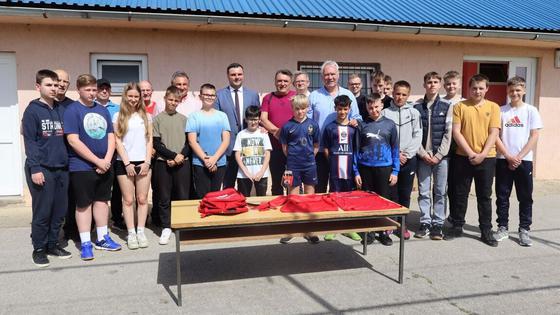 storyeditor/2025-04-25/smz_b_slager_sportska_oprema.jpg