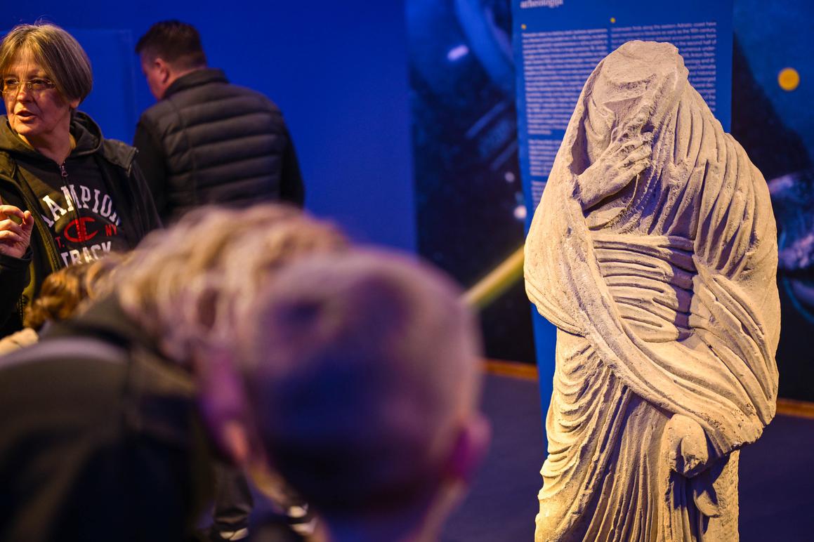 "Vrhovi dubina" u Zagreb su donijeli podvodnu baštinu srednje Dalmacije