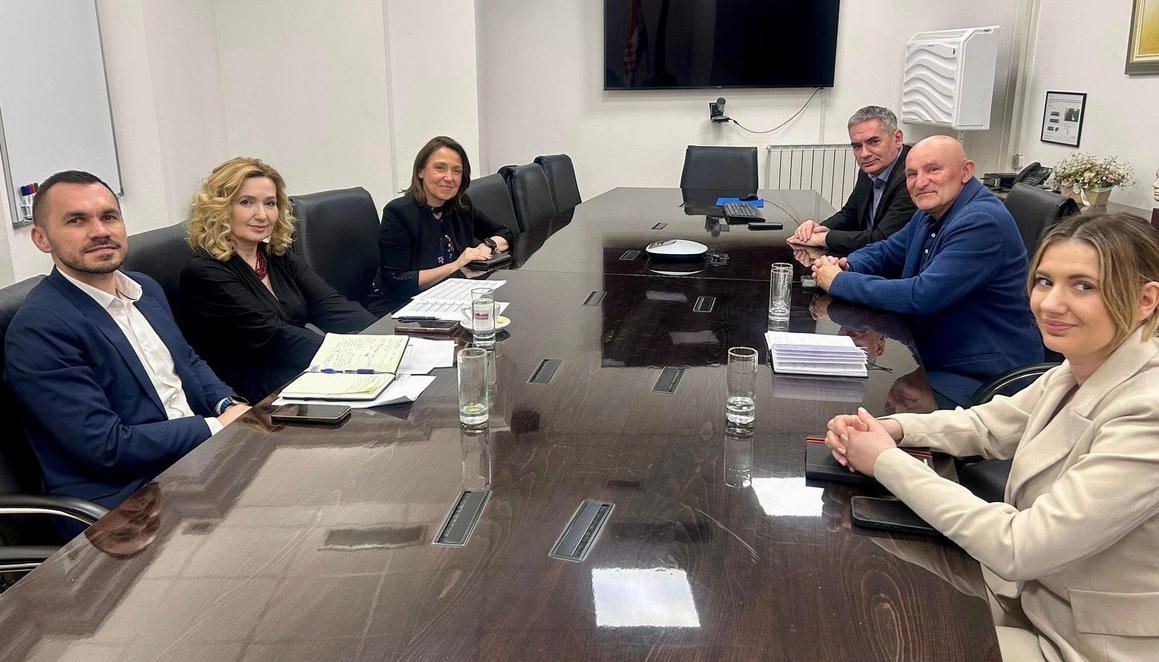 Postignut dogovor s ministarstvom, hitni pacijenti ponovno idu na Rebro