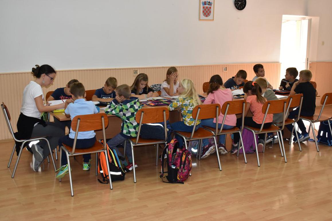 Grad Pula privremeno je smjestio učenike u prostorije mjesnog odbora