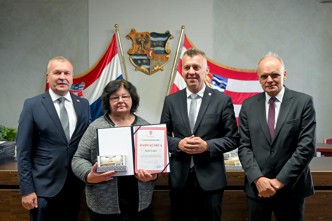 Zahvalnice za 92 djelatnika koji su svoj radni vijek proveli u sustavu odgoja i obrazovanja