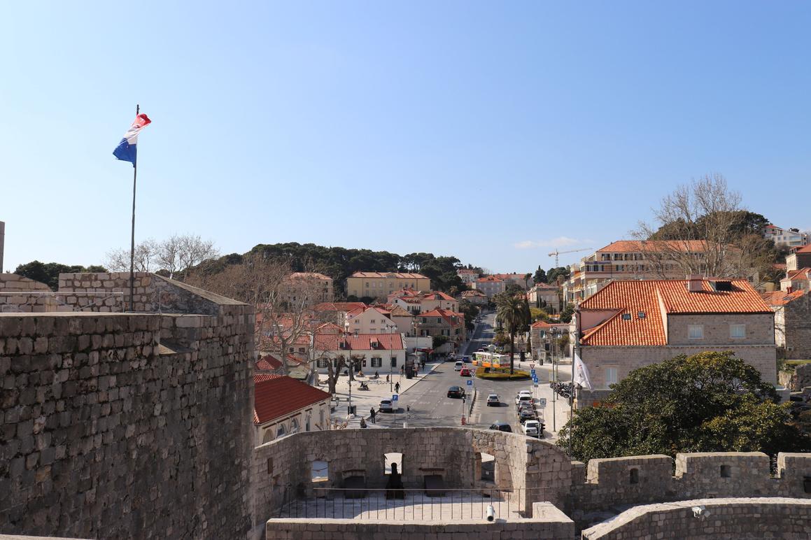 Dubrovnik prvi u Hrvatskoj ograničava promet oko povijesne jezgre