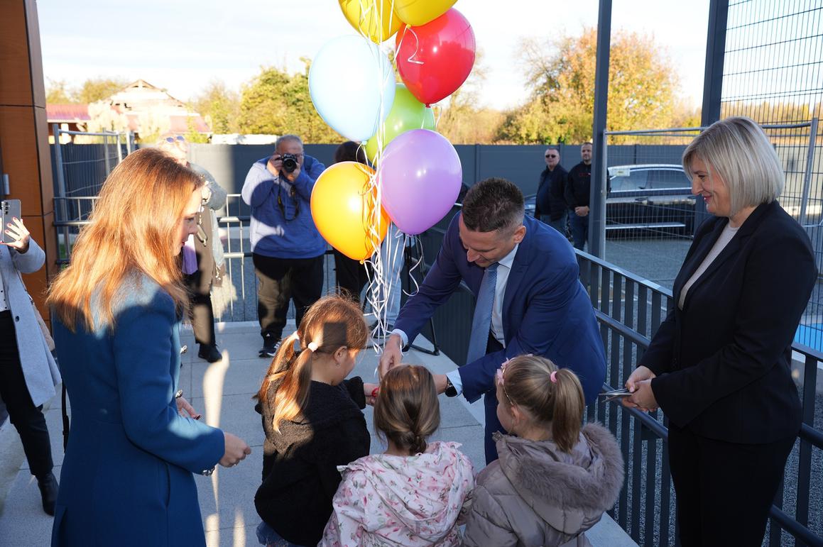 Djeca, obrazovanje i ulaganje u mlade prioritet su razvoja Siska
