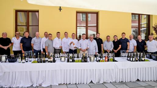 storyeditor/2025-06-28/decanter_vina_vz_zupanija_2025_5.jpg