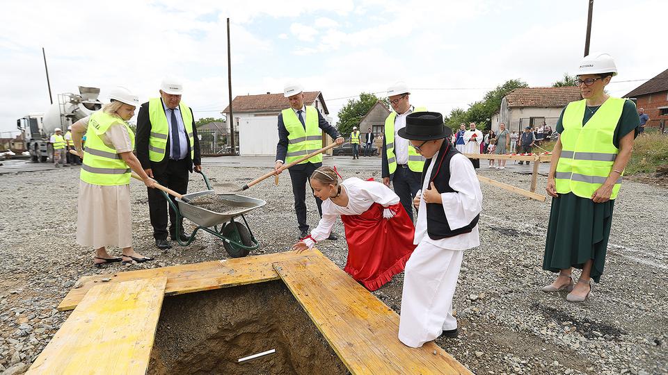 storyeditor/2025-07-11/radovi_Nova_Bukovica_skola.jpg