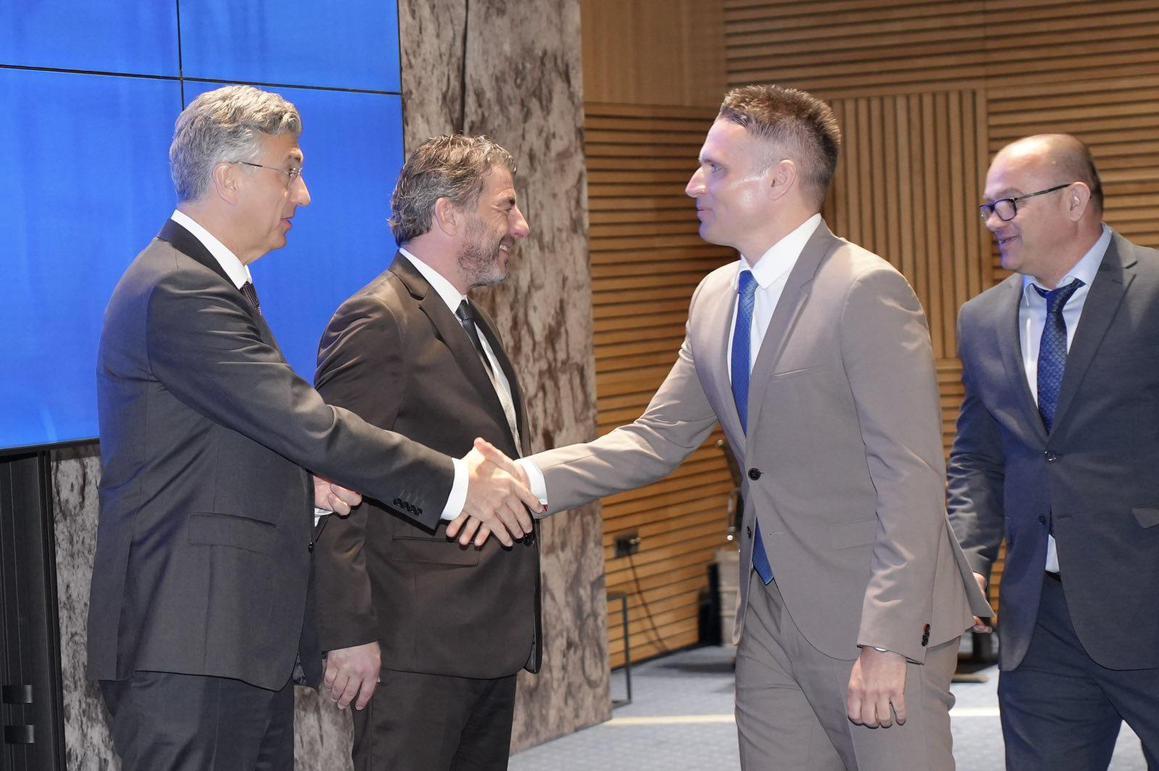 Za dvoranu OŠ Ivana Kukuljevića 2,7 milijuna bespovratnih eura