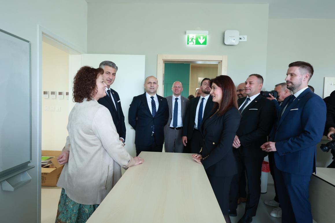 Gimnazija Osijek jedna je od najmodernijih škola u Hrvatskoj