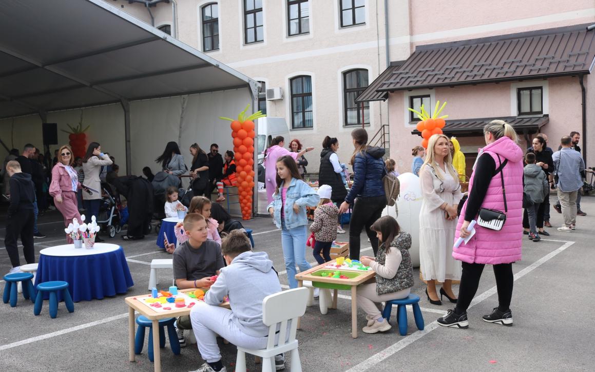 Djeca uživala u kreativnim radionicama, koncertima i igri