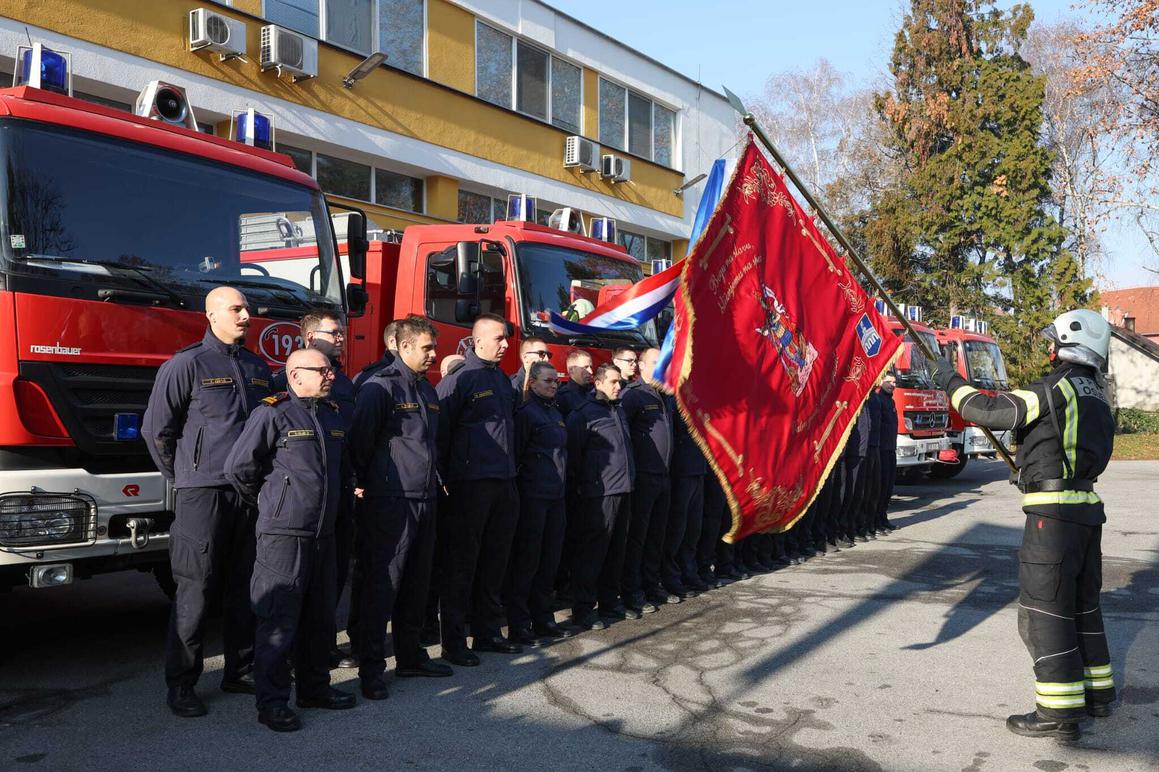 Osječka vatrogasna postrojba proslavila 25. rođendan, među najboljima je u RH