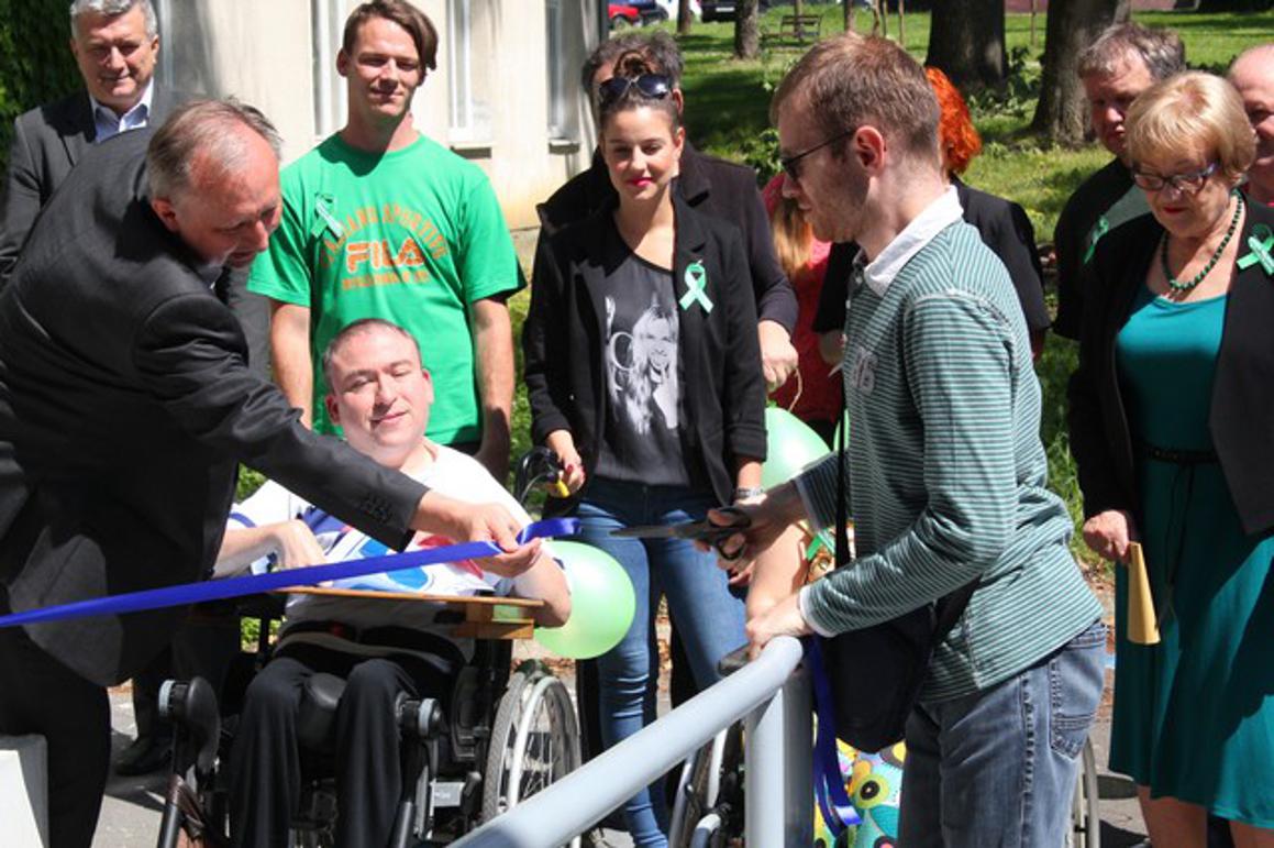 Gradska uprava napokon dobila pristupnu rampu za osobe s invaliditetom
