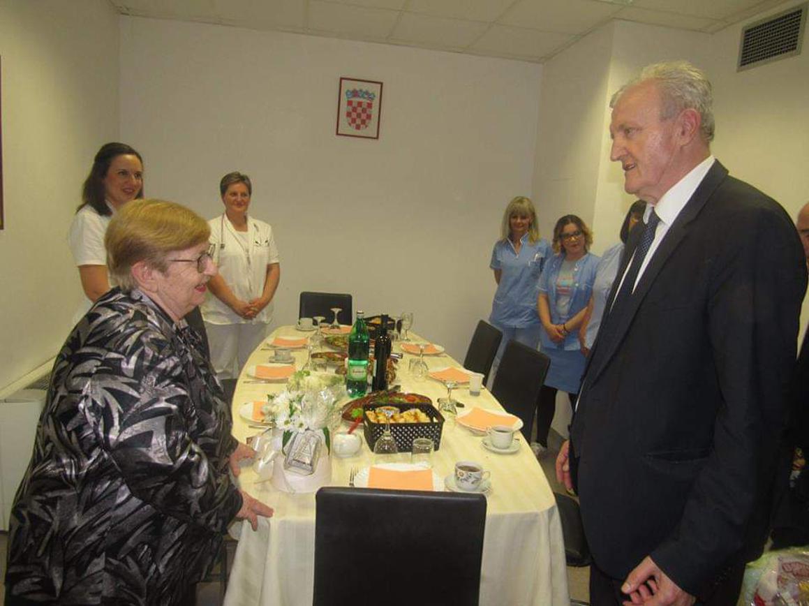 Župan Galić u posjetu djelatnicima javnih službi