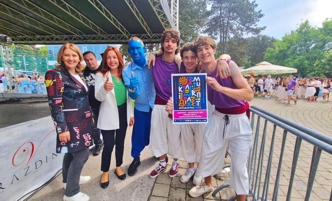 Mimohod, sportski dan i quadrilla za kraj srednje škole