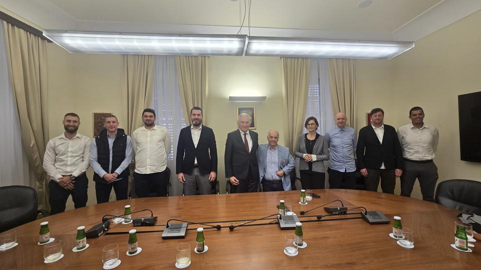 Prijemu u palači Ranjina nazočili su igrači Miho Simović, Marko Venier i Vedran Đurđević, treneri Joško Martinović i Marko Šarić, potpredsjednik kluba Marinko Matulović te predsjednik kluba Goran Raspopović