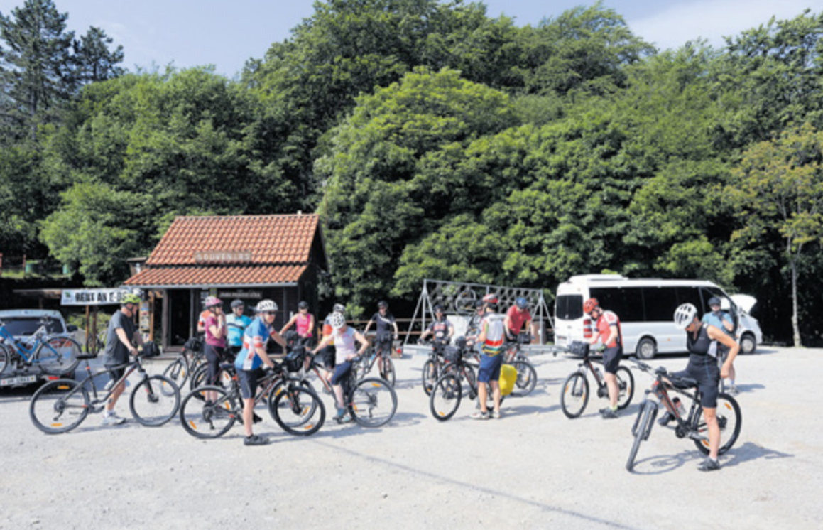 Turistima omogućavaju da vlakom i na biciklima obilaze Istru