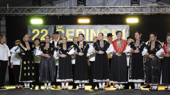 Desetak KUD-ova, među kojima i pobratimski KUD iz Čitluka te, naravno, domaćin KUD "I. K. Adamović" upriličili su smotru folklora u subotu