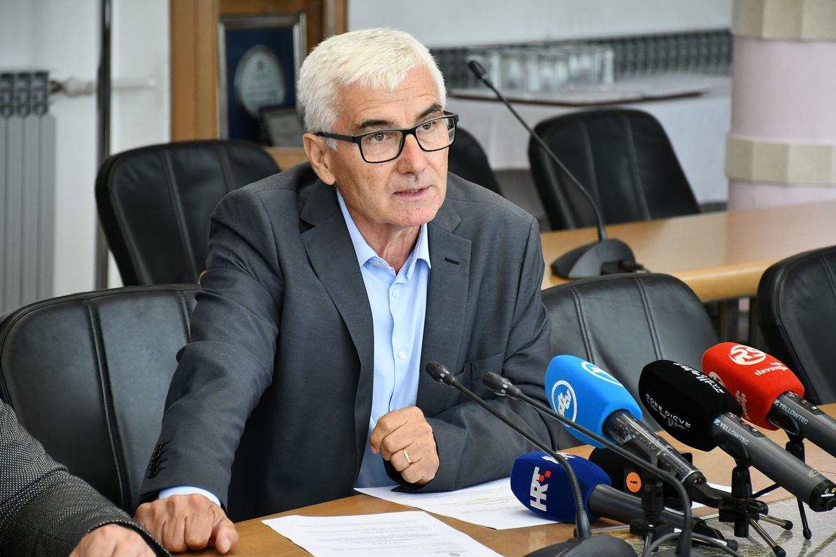 Prema riječima resornog pročelnika Željka Burazovića, pravilima o dodjeli potpora male vrijednosti obuhvaćena su tri projektna područja