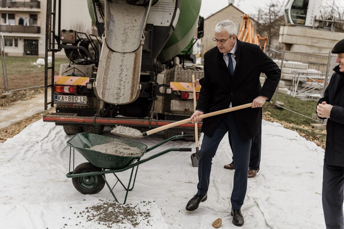 U Karlovcu počela gradnja POS-ove zgrade u koju će se useliti 50 obitelji