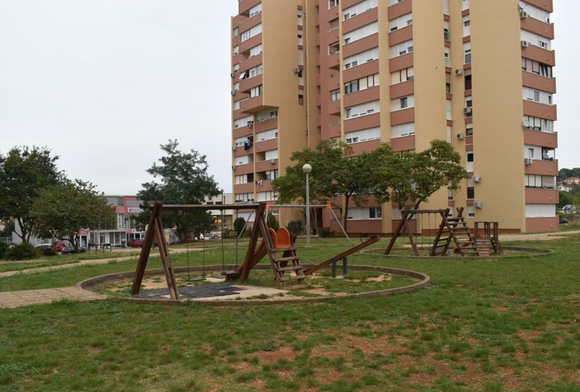 Rekonstrukcija dječjeg igrališta u Ulici Jurja Žakna vrijedna milijun kuna
