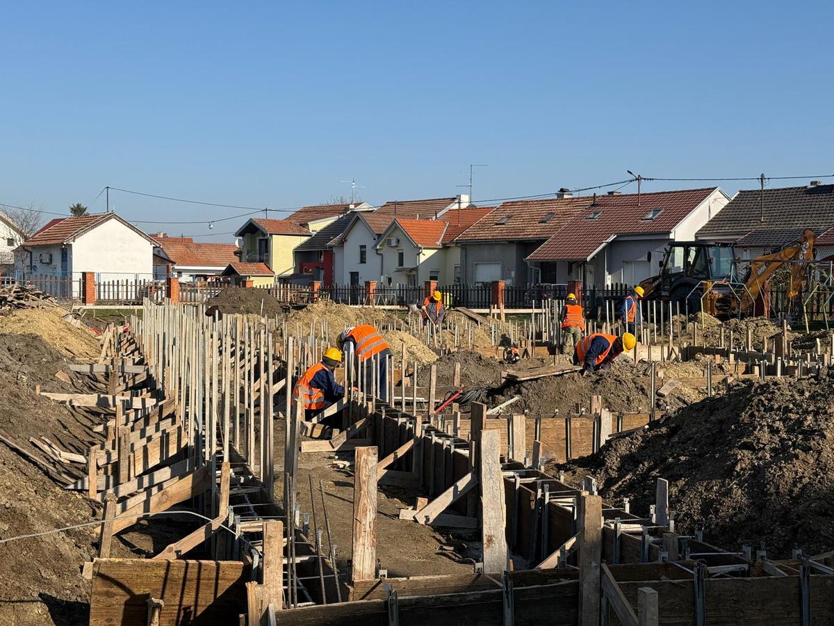 Uz radove na vrtićima Mali princ i Stribor trenutačno se odvijaju radovi i na vrtiću Naša radost