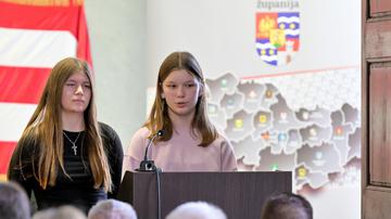 storyeditor/2025-11-23/dan_djeteta_susret_djece_zupan_grado_nacelnici_studeni_2025_41__1_.jpg