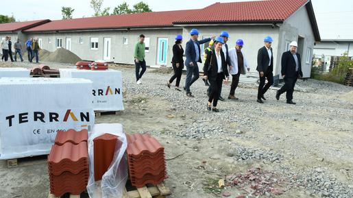 Gradnja županijskih naselja, koje će prvo koristiti stradalnici potresa, a nakon toga umirovljenici i osobe starije životne dobi, jedinstven je projekt na području Hrvatske