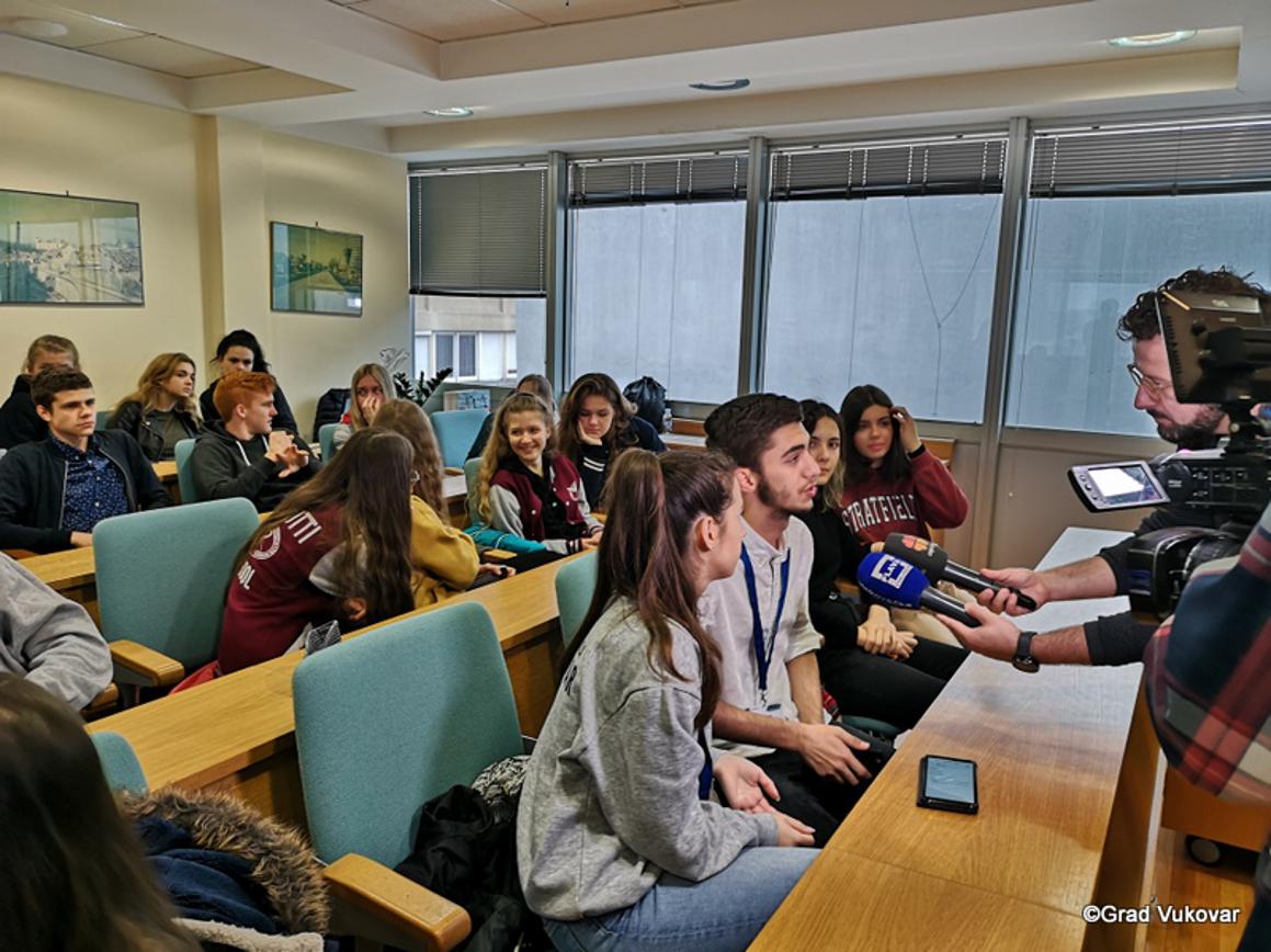 Učenici iz šest zemalja u posjetu Vukovaru