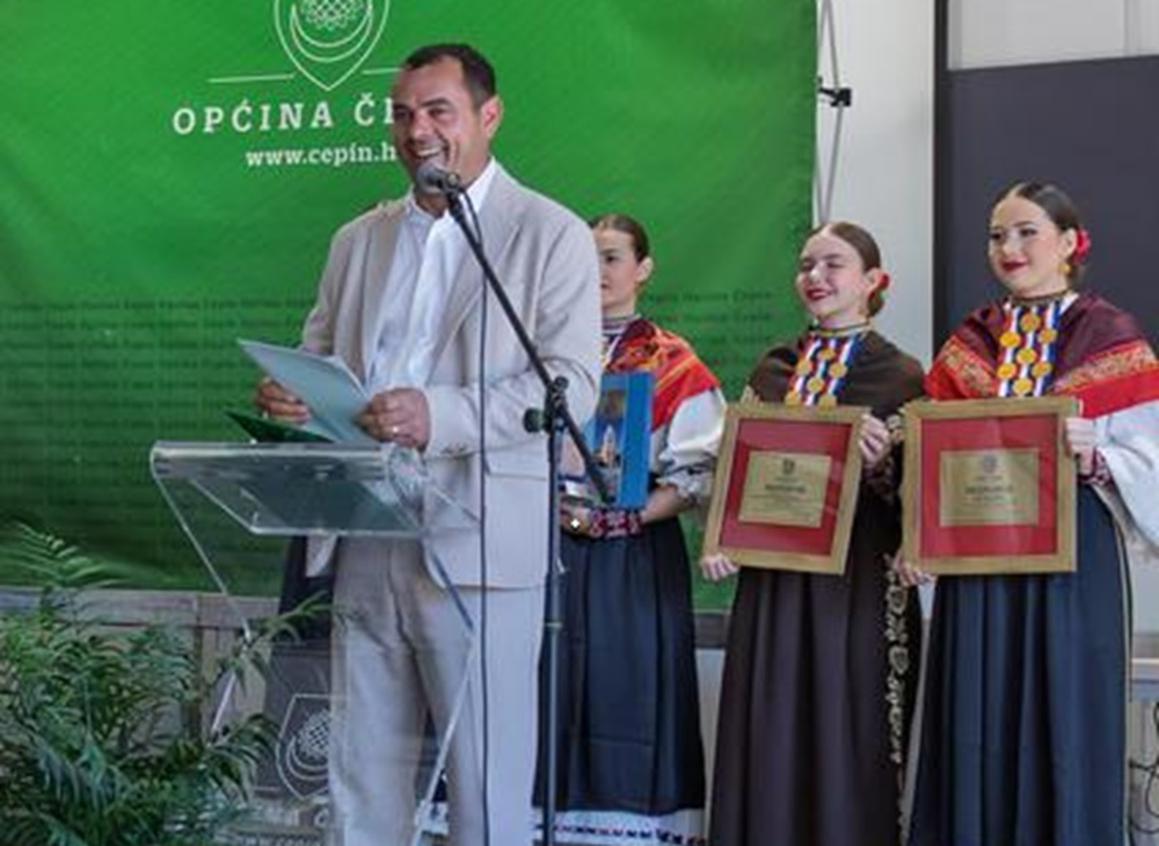 Potpora obiteljima u sklopu mjera za djecu od njihova rođenja sve do studentskih dana