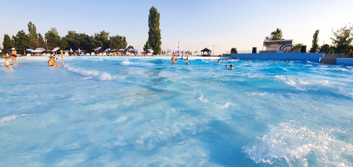 Počela sezona kupanja i na najvećem bazenu s valovima u Hrvatskoj
