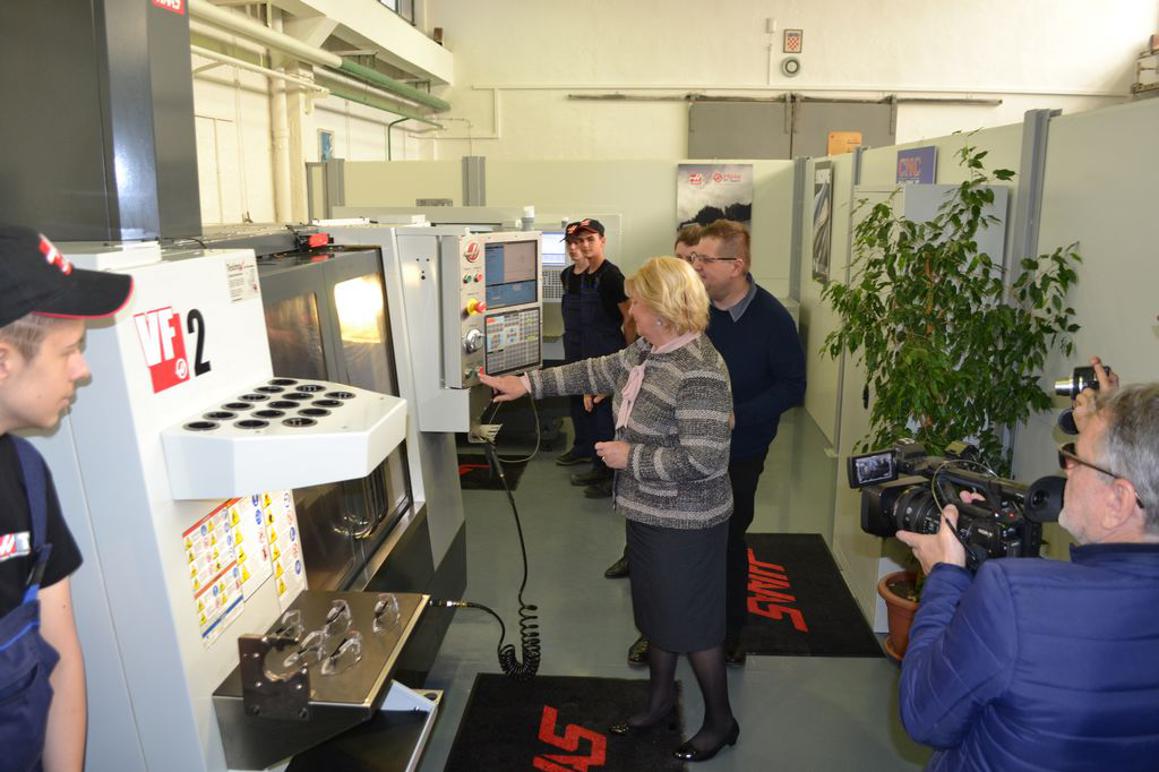 Uz novi tehnički edukacijski centar učenici su dobili priliku učiti i raditi na ponajboljim strojevima na svijetu