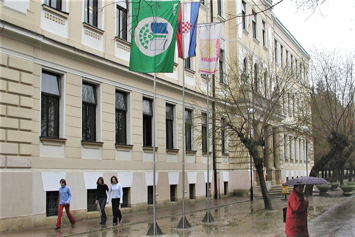 Počinje obnova najljepše i najstarije školske zgrade u Koprivnici