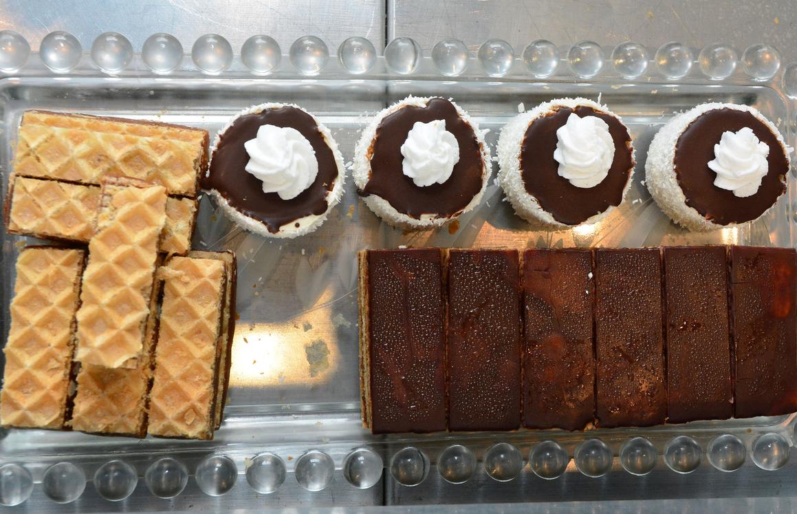 Čokolad-šnite i vanili krancleri po originalnoj recepturi baka i djedova