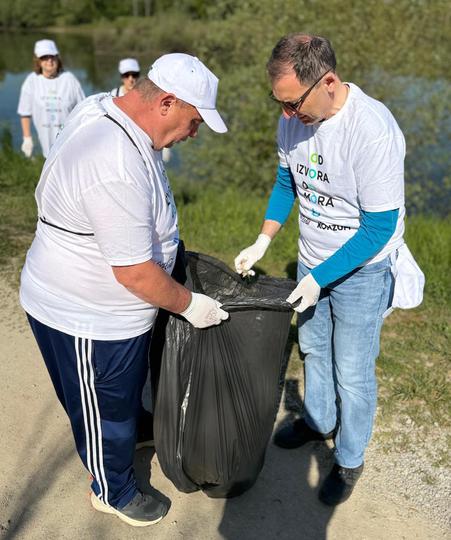 Volonteri čistili okoliš jezera Rakitje, Strmec i Orešje te obale rijeke Save
