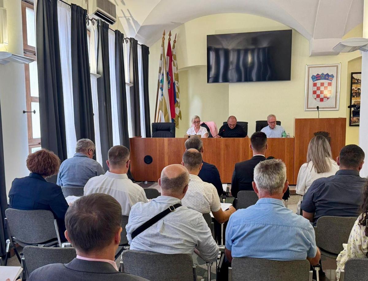 Rebalans je prije svega tehničkog, projektnog karaktera, kaže gradonačelnik Romić